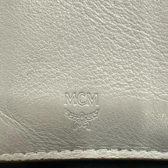 MCM Grey Bifold wallet with coin purse VISETOS ORIGINAL FLAP WALLET EUC - Picture 11 of 13